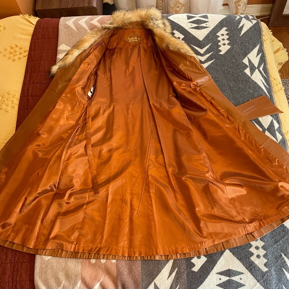 Vintage Leather Fox fur jacket - Picture 3 of 11